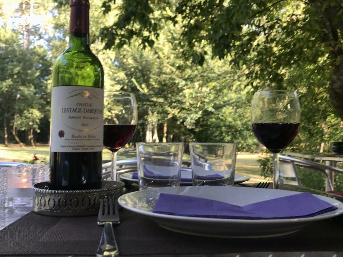 Domaine De Giron Bed & Breakfast Moulis-en-Médoc Dış mekan fotoğraf